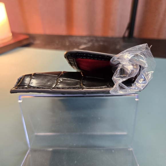 DOONEY & BOURKE NWT Croc Embossed Oakdale Milly Black Clutch Wristlet - Picture 6 of 12